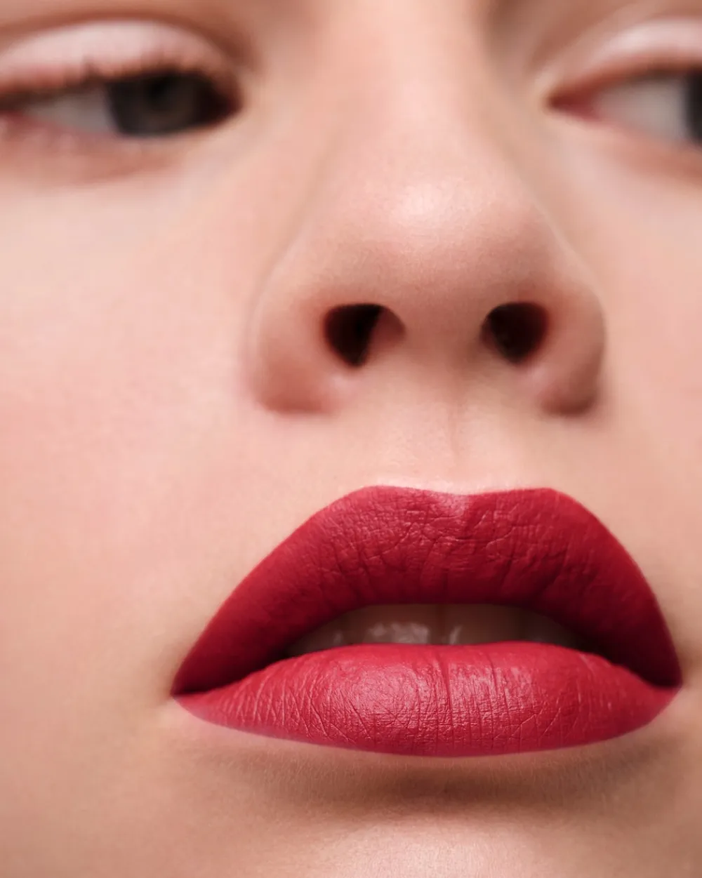 Prada LABIOS^Barra De Labios Monochrome Hyper Matte - B03 - Mahogany