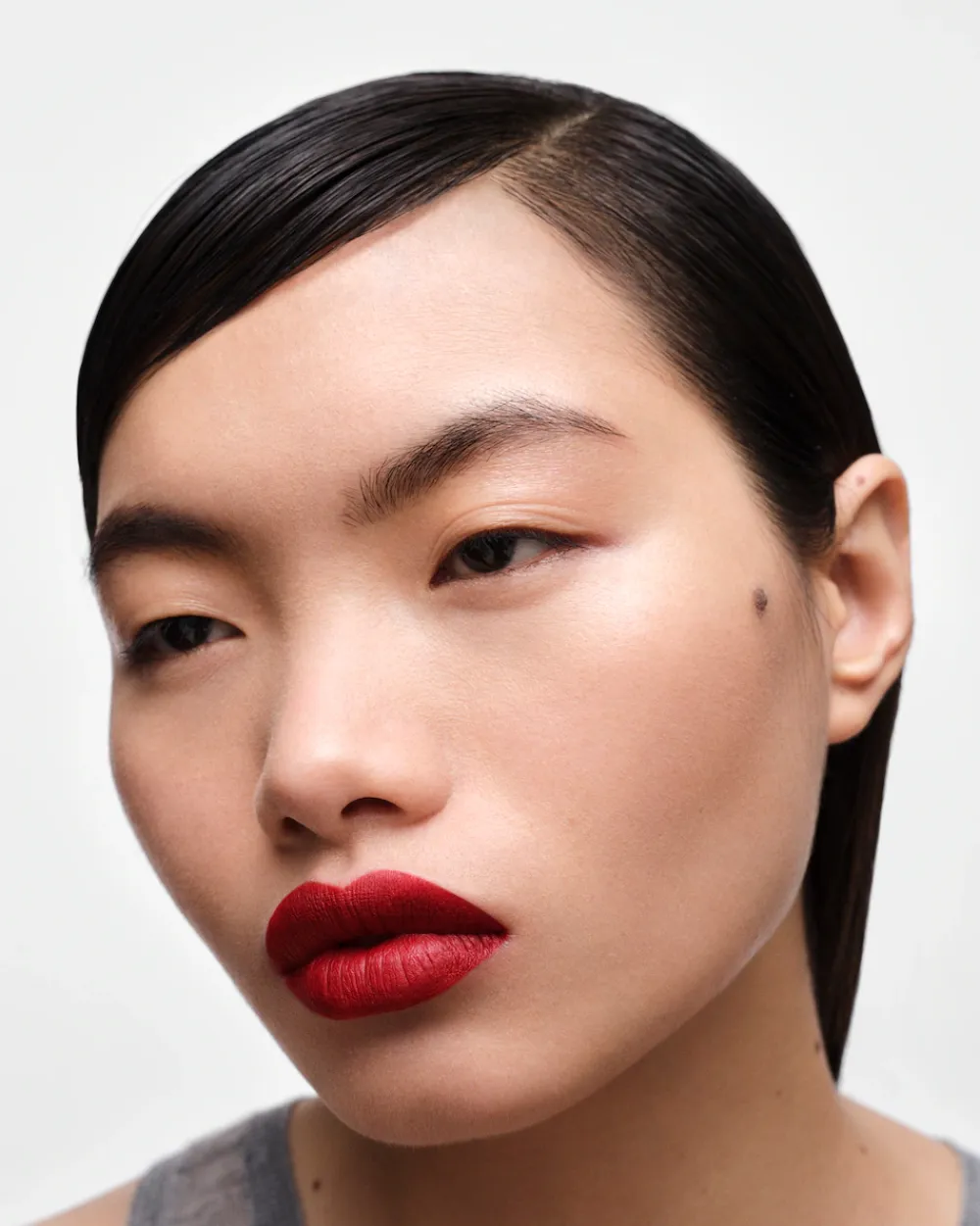 Prada LABIOS^Barra De Labios Monochrome Hyper Matte - R27 - Rubino