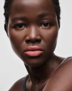 Prada LABIOS^Barra De Labios Monochrome Soft Matte - P155 - Blush