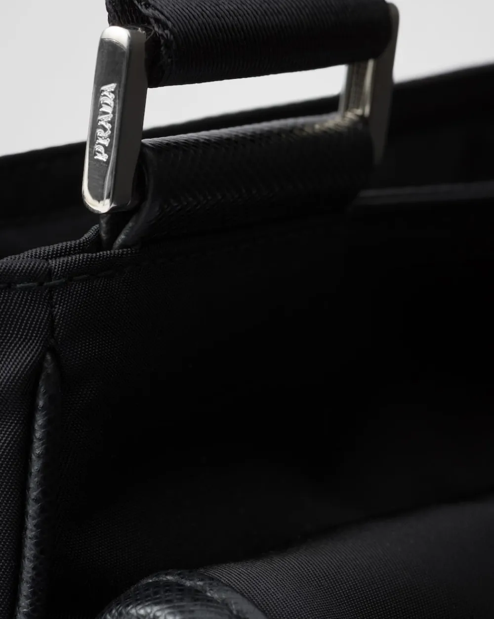 Hombre Prada COLECCIÓN MASCULINA|BOLSOS MENSAJEROS^Bolso Bandolera De Re-nylon Y Piel Saffiano