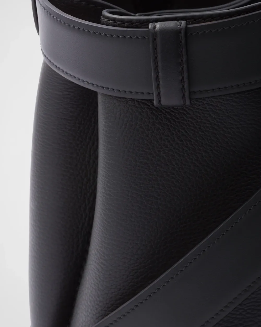 Mujer Prada PRADA BUCKLE|BOLSOS CON ASA SUPERIOR^Bolso De Piel Mediano Buckle Con Cinturón