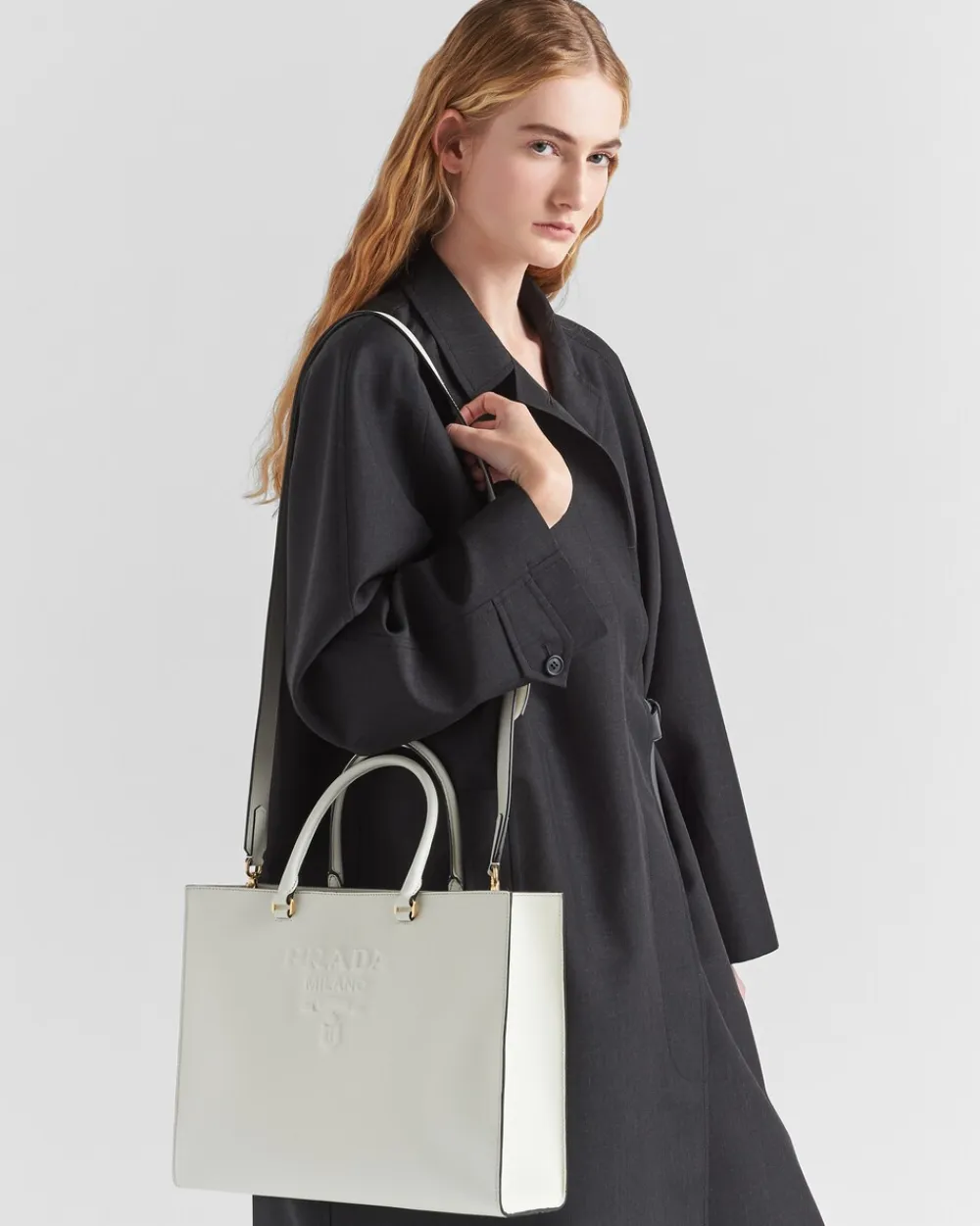 Mujer Prada BOLSOS GRANDES|BOLSOS GRANDES^Bolso Grande De Piel Saffiano
