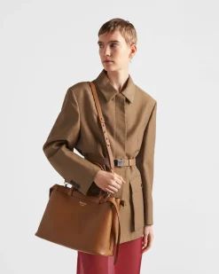 Mujer Prada PRADA BUCKLE|BOLSOS CON ASA SUPERIOR^Bolso Mediano De Piel Buckle Con Cinturón Doble