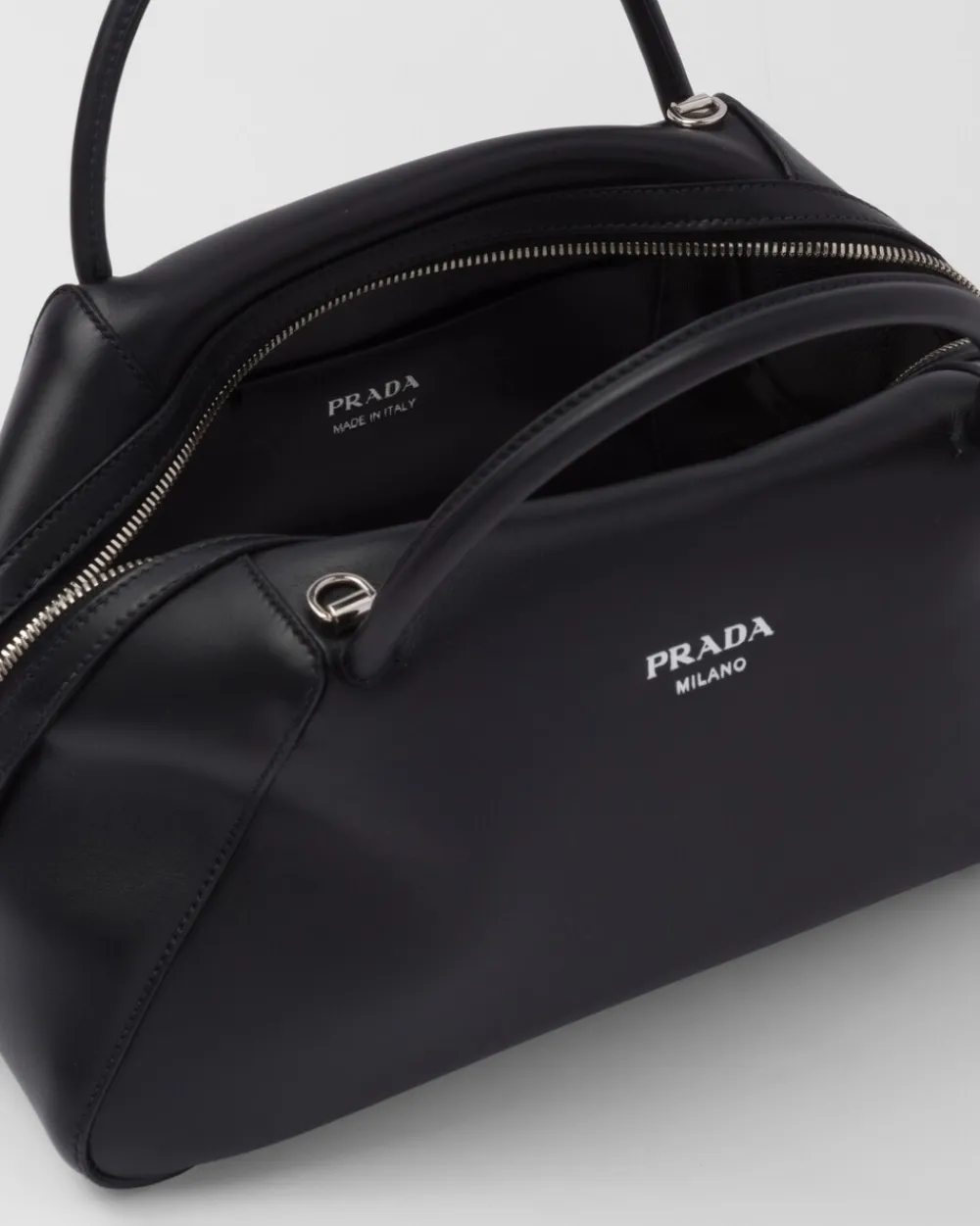 Mujer Prada BOLSOS CON ASA SUPERIOR|BOLSOS CON ASA SUPERIOR^Bolso Mediano Supernova De Piel