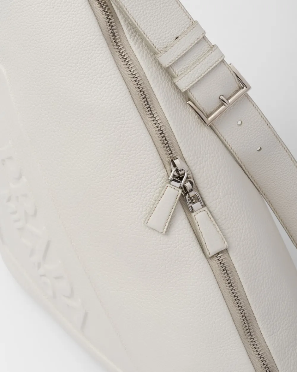 Hombre Prada BOLSOS MENSAJEROS^Bolso Triangular De Piel