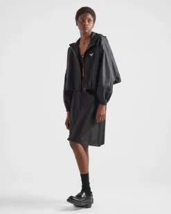 Mujer Prada COLECCIÓN FEMENINA|ROPA DE ABRIGO^Cazadora Corta De Re-nylon Con Capucha