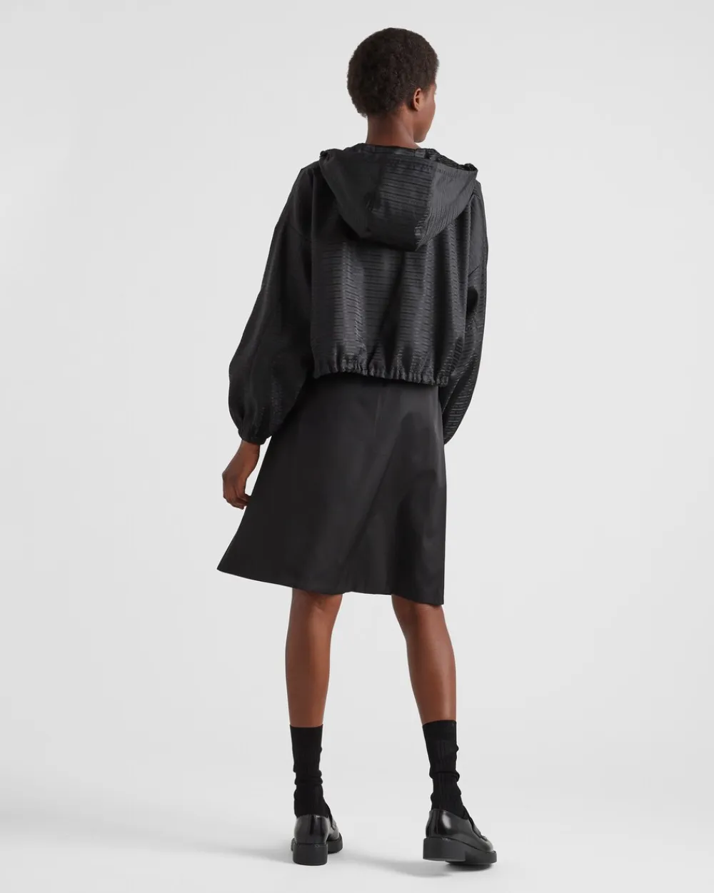 Mujer Prada COLECCIÓN FEMENINA|ROPA DE ABRIGO^Cazadora Corta De Re-nylon Con Capucha