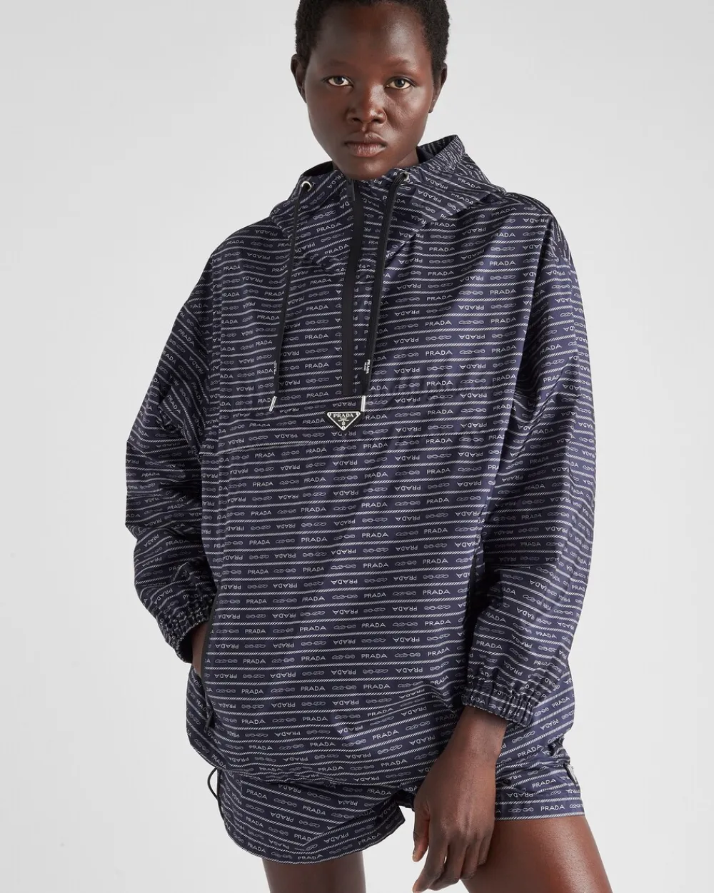Mujer Prada COLECCIÓN FEMENINA|ROPA DE ABRIGO^Cazadora De Nylon Con Logo Estampado