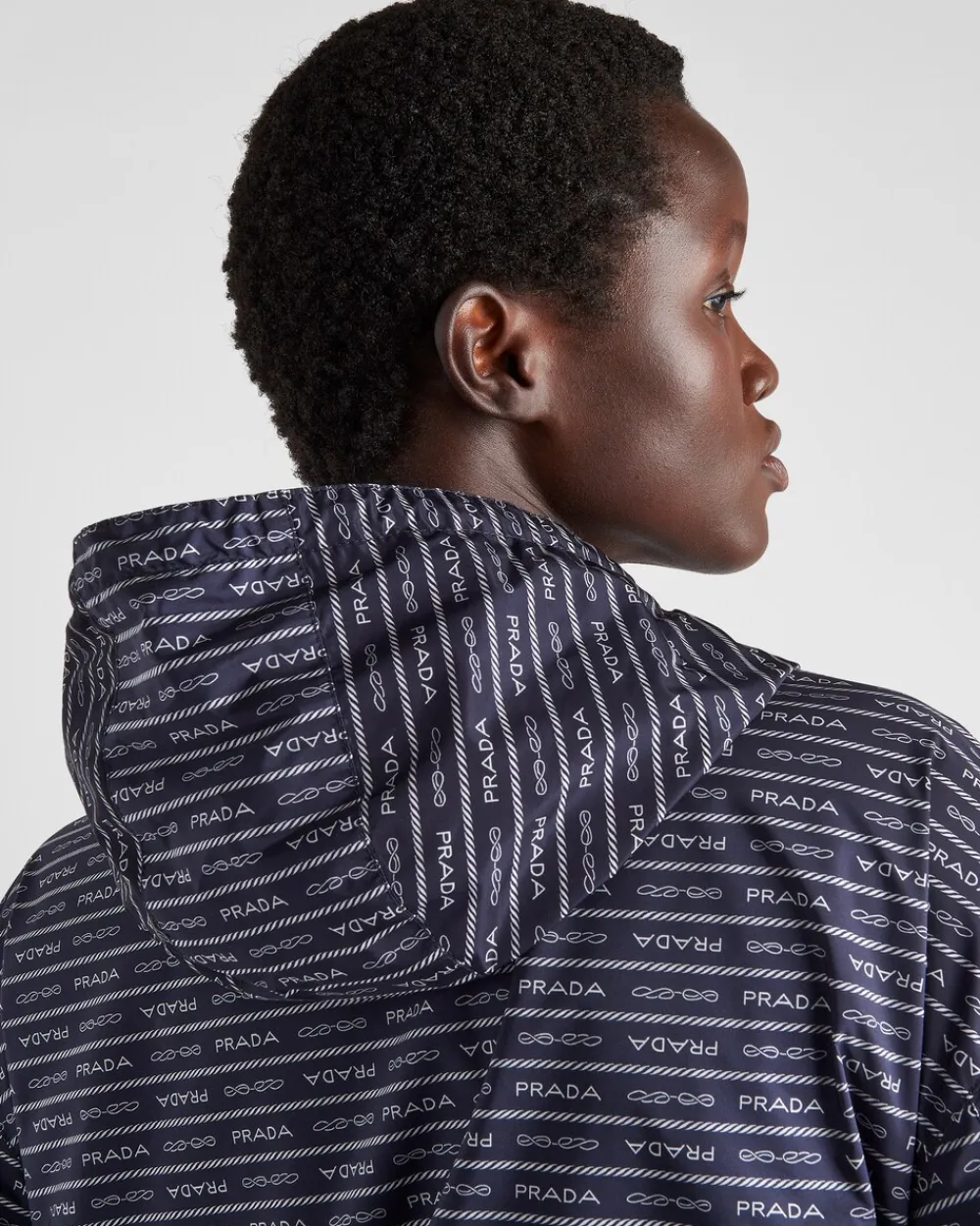 Mujer Prada COLECCIÓN FEMENINA|ROPA DE ABRIGO^Cazadora De Nylon Con Logo Estampado