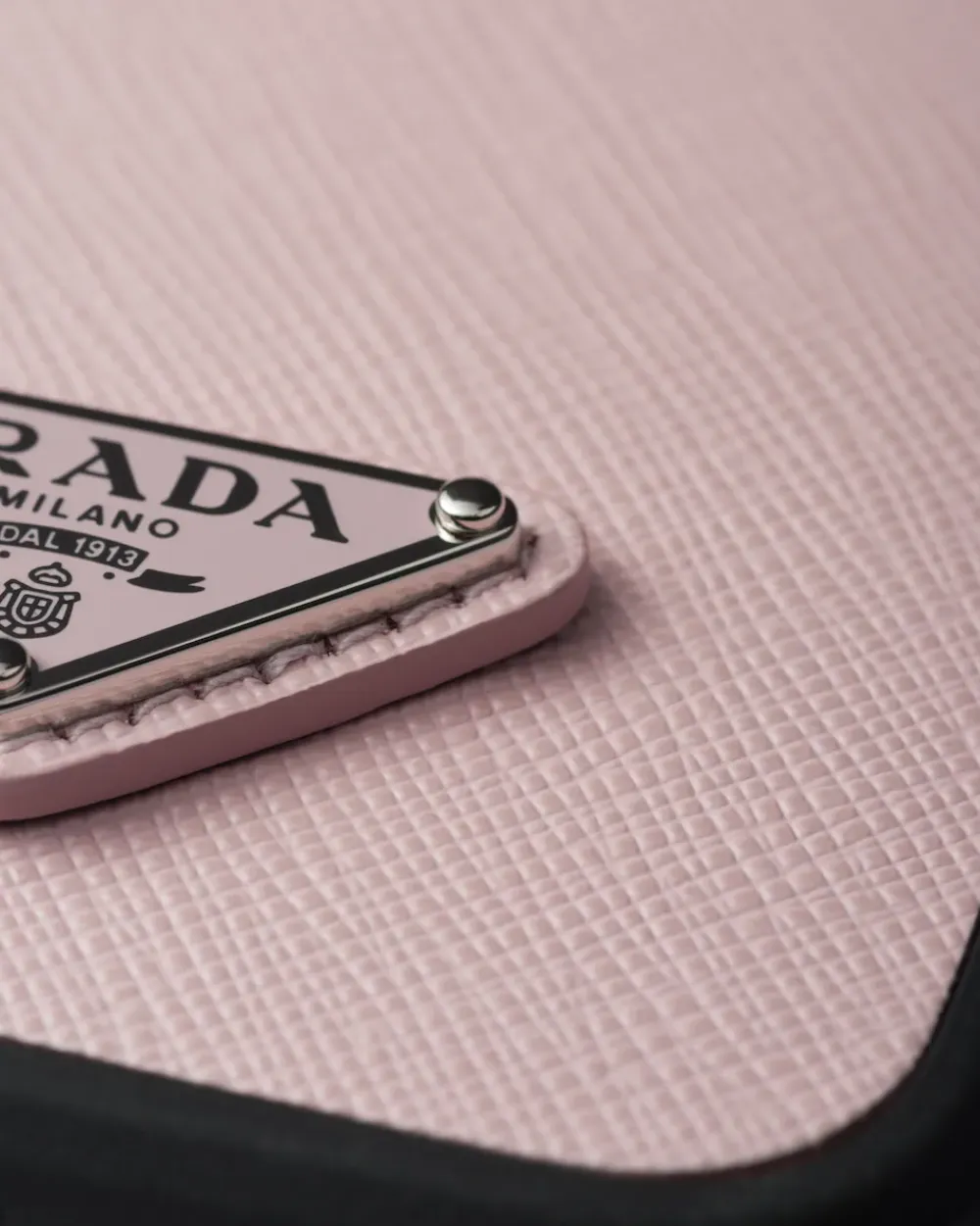 Mujer Prada ACCESORIOS TECNOLÓGICOS Y LLAVEROS^Funda Para Iphone 15 Pro Max De Piel Saffiano