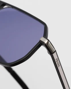 Hombre Prada GAFAS DE SOL^Gafas De Sol Con Una Icónica Placa De Metal