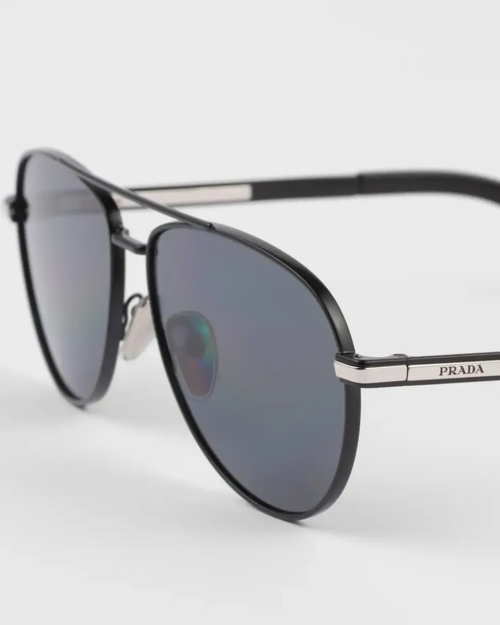 Hombre Prada GAFAS DE SOL^Gafas De Sol Con Una Icónica Placa De Metal