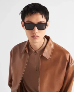 Hombre Prada GAFAS DE SOL^Gafas De Sol Con Una Icónica Placa De Metal