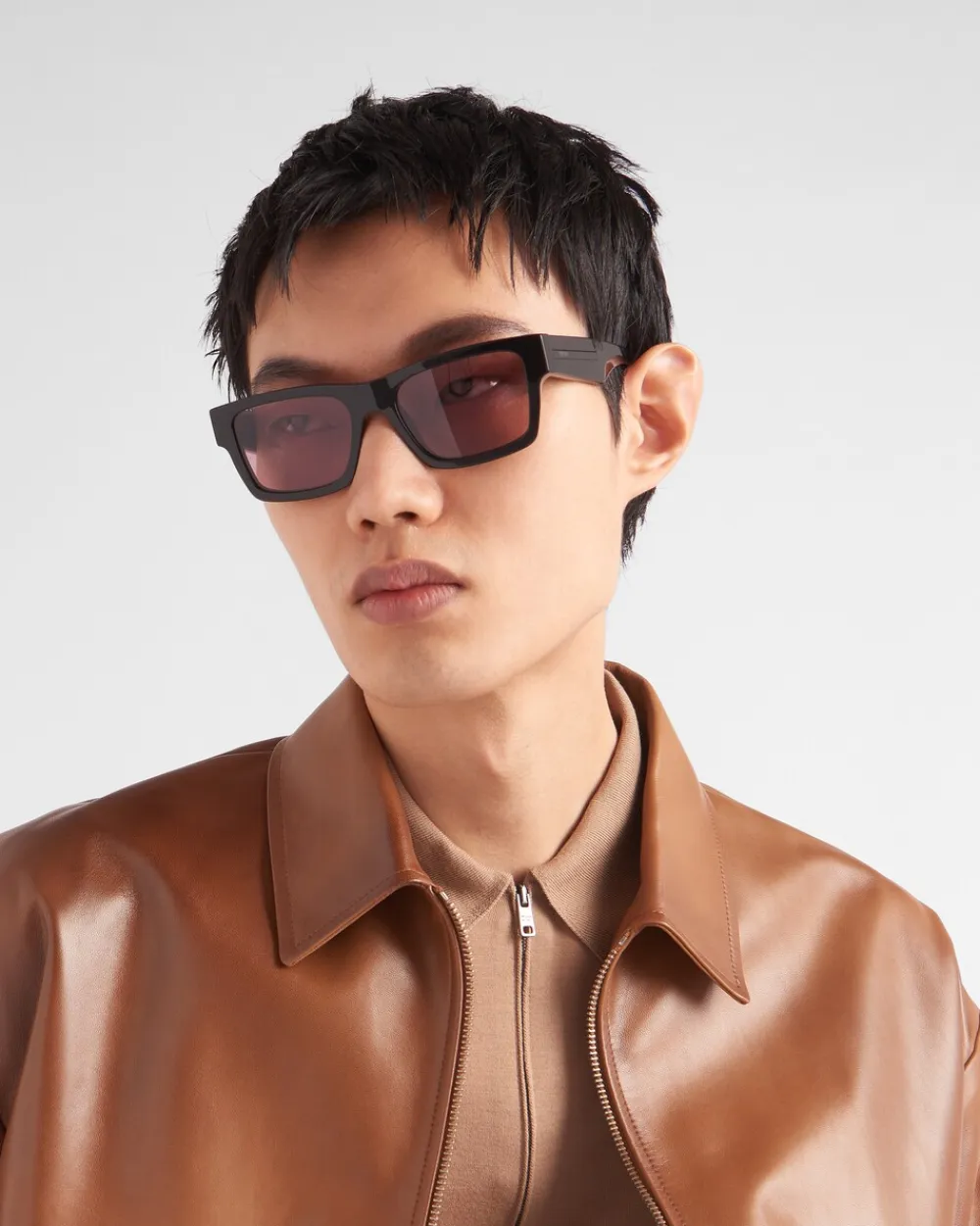 Hombre Prada GAFAS DE SOL^Gafas De Sol Con Una Icónica Placa De Metal