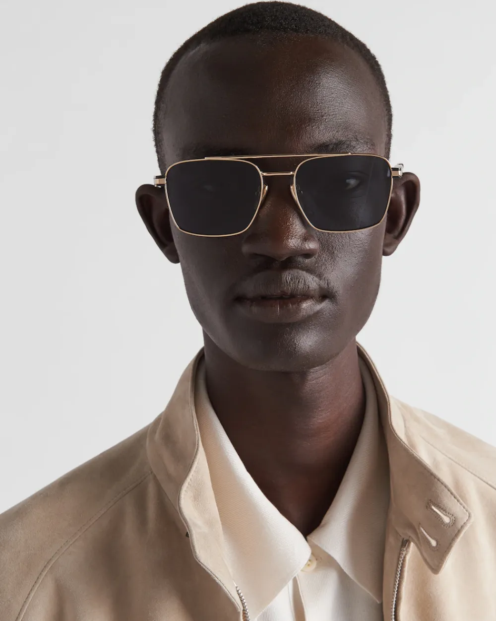 Hombre Prada GAFAS DE SOL^Gafas De Sol Con Una Icónica Placa De Metal