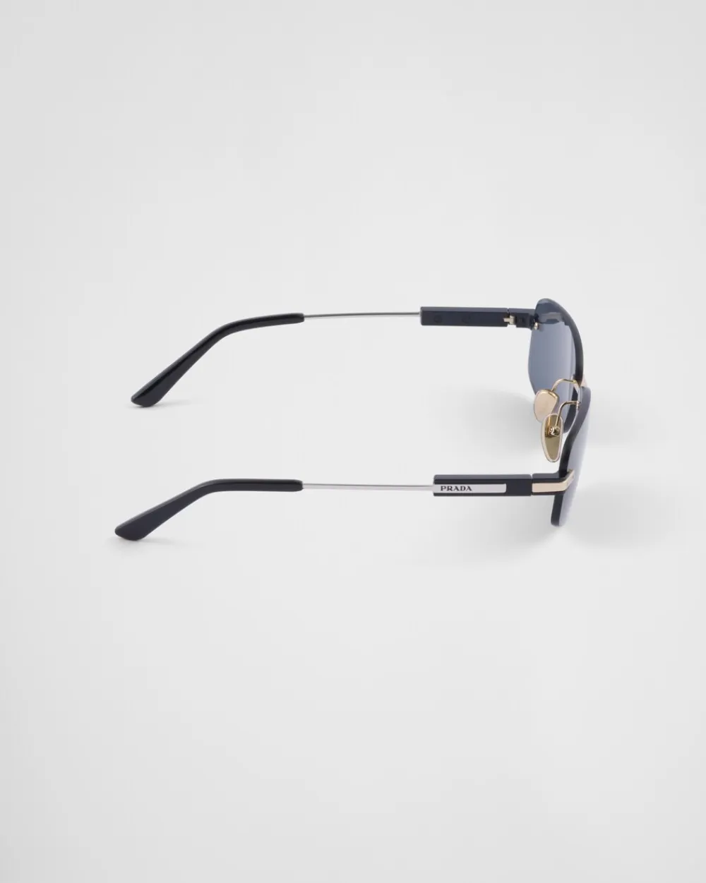 Hombre Prada GAFAS DE SOL^Gafas De Sol Con Una Icónica Placa De Metal