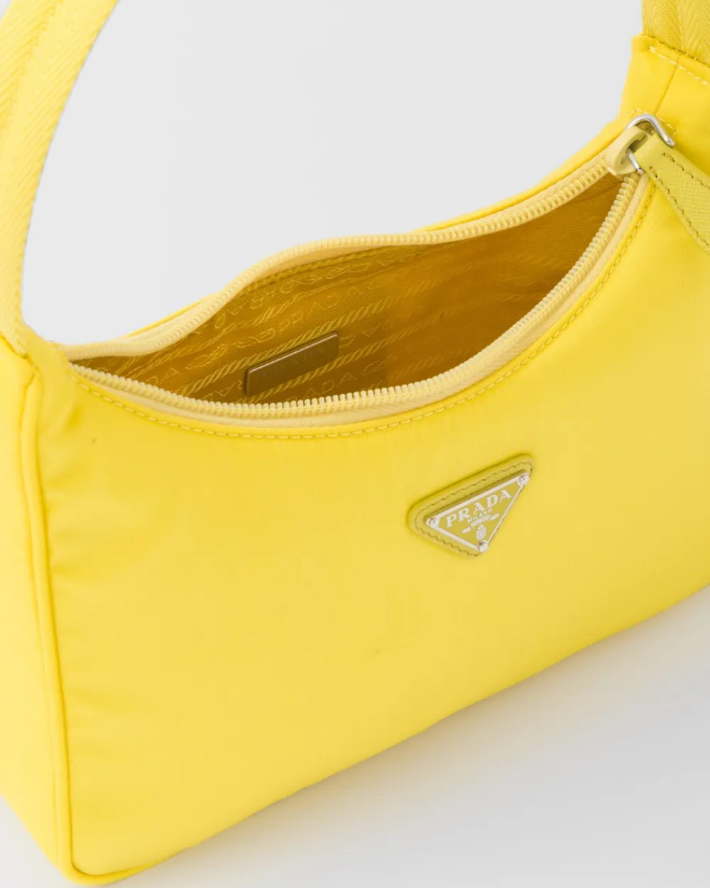 Prada COLECCIÓN FEMENINA^Minibolso De Re-nylon Re-edition 2000
