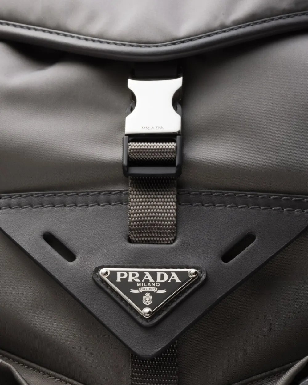 Hombre Prada COLECCIÓN MASCULINA|MOCHILAS Y RIÑONERAS^Mochila De Piel Y Re-nylon