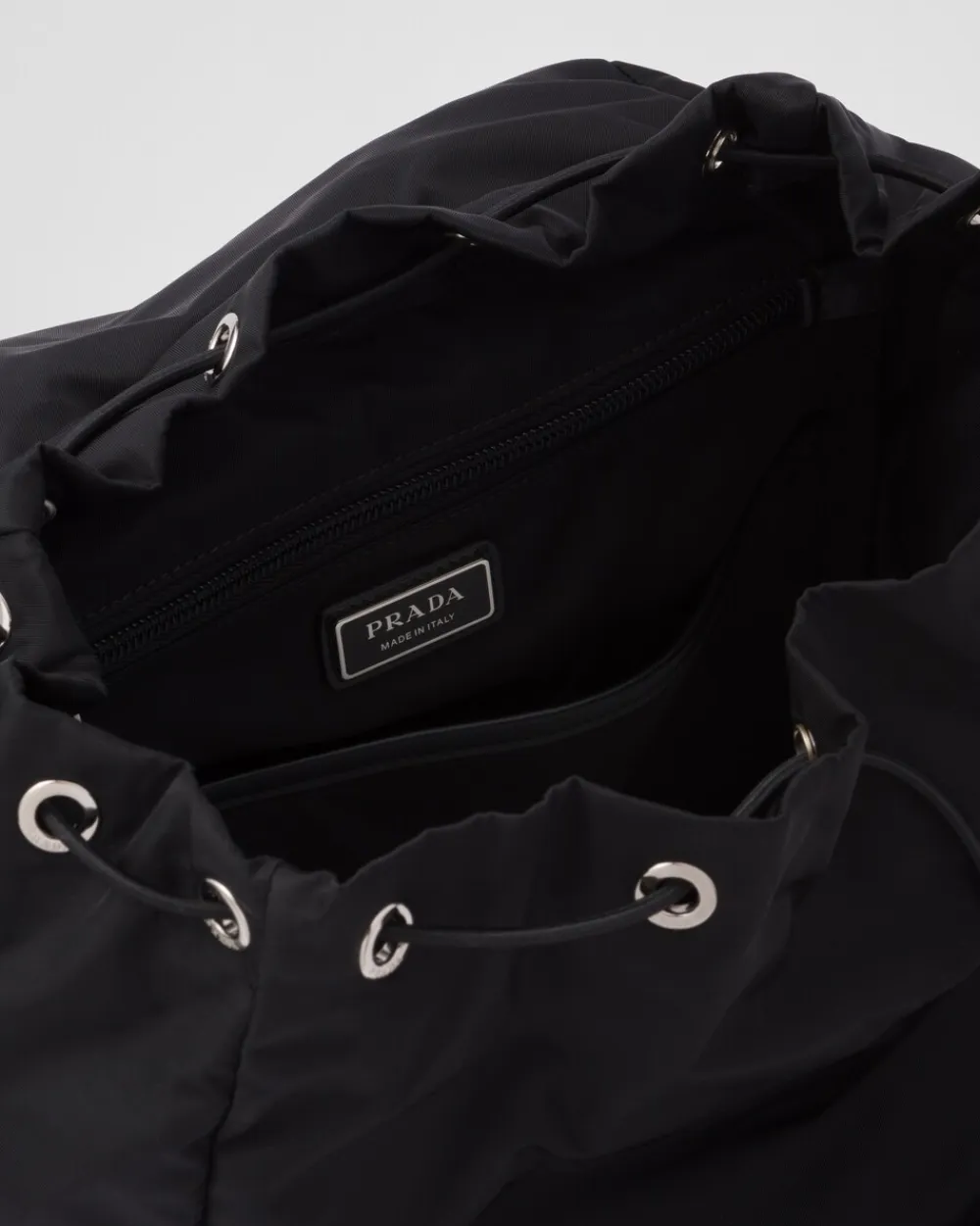 Hombre Prada MOCHILAS Y RIÑONERAS^Mochila De Re-nylon Y Piel Cepillada