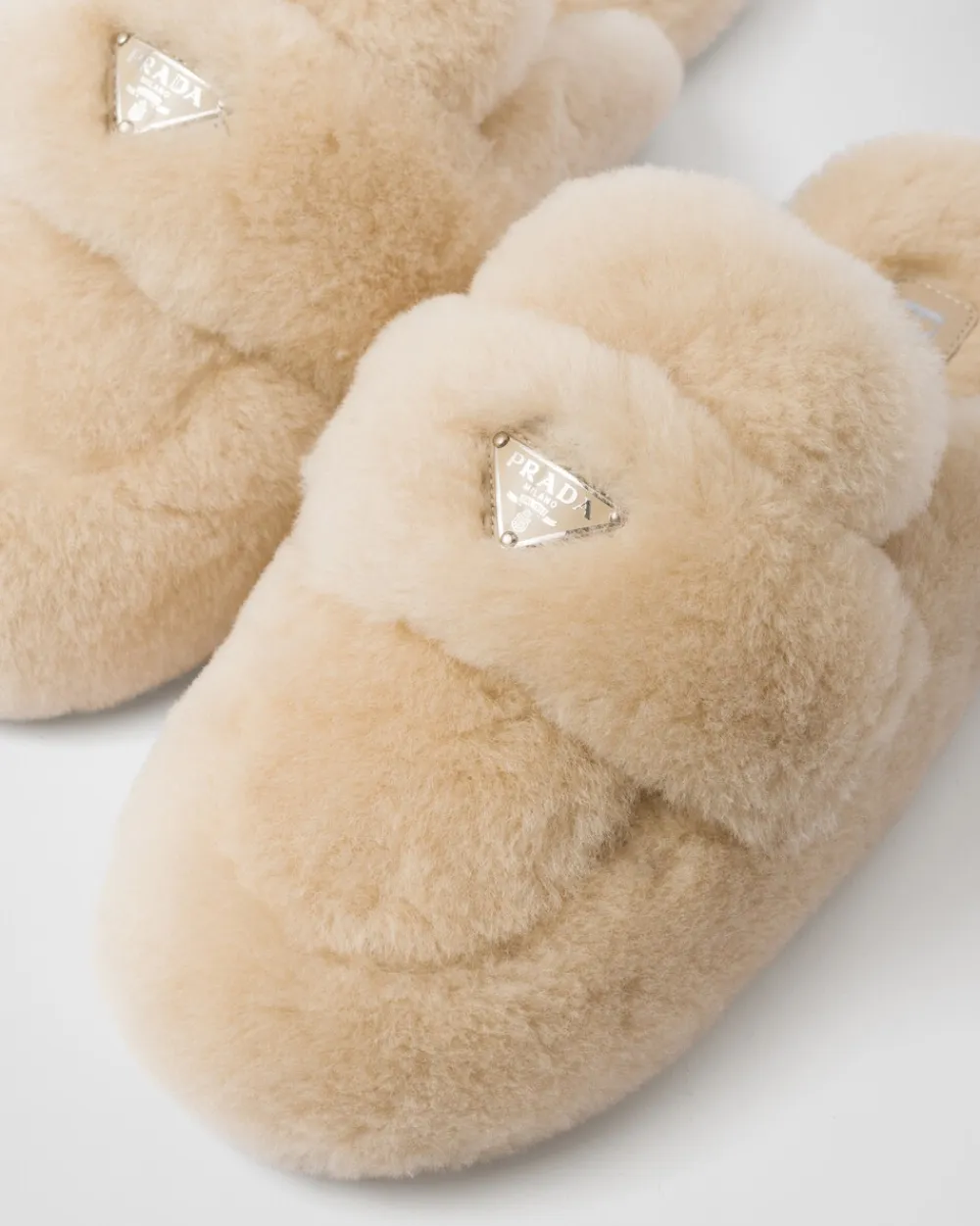 Mujer Prada PANTUFLAS Y CHINELAS^Mules De Borreguillo