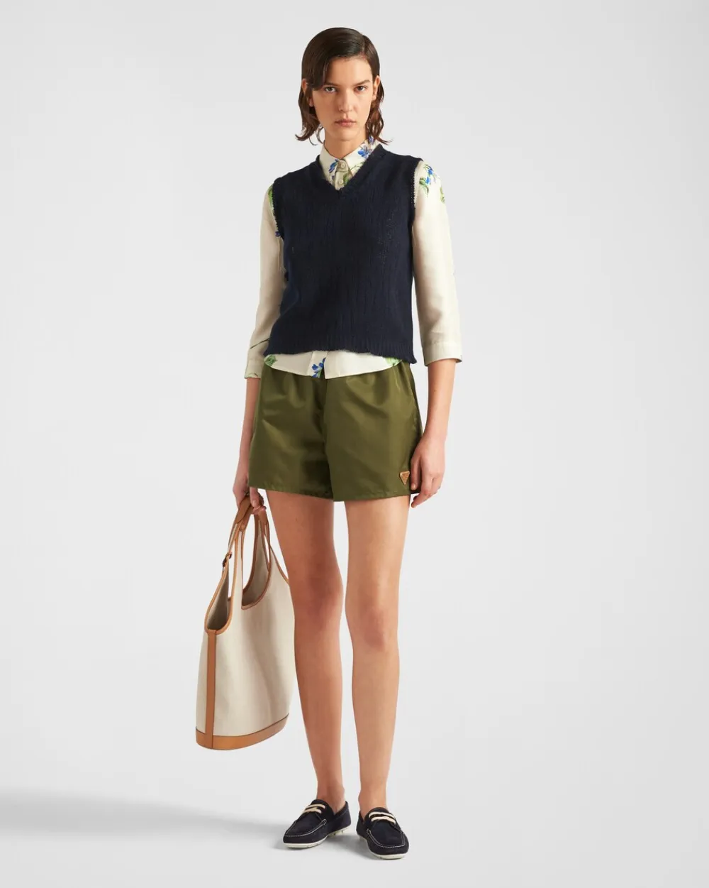Mujer Prada PANTALONES LARGOS Y CORTOS^Pantalones Cortos De Re-nylon