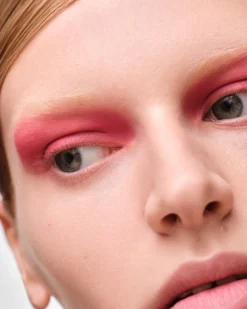 Prada OJOS^Sombra De Ojos Dimensions - 06 - Pulp