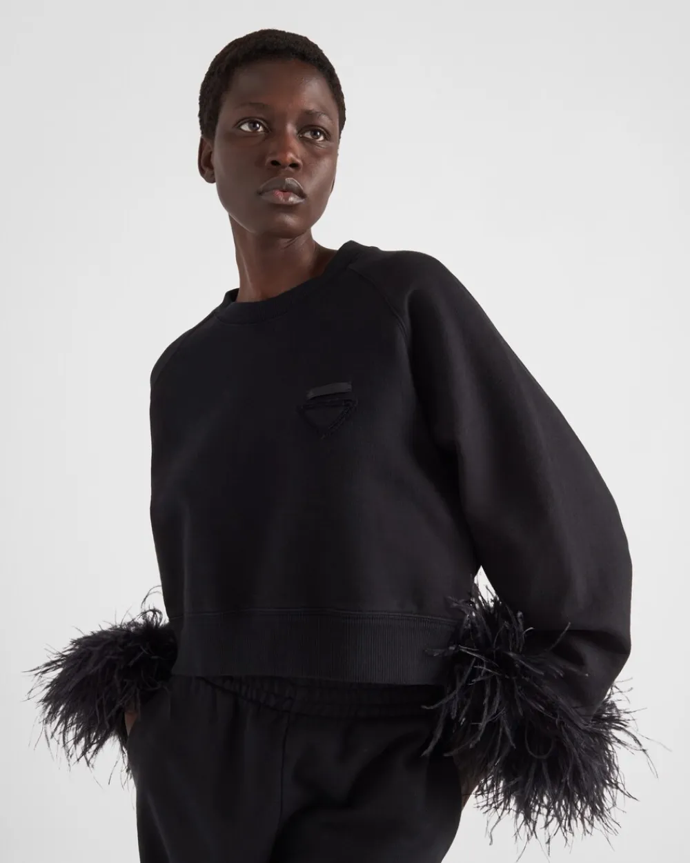 Mujer Prada CAMISETAS Y SUDADERAS^Sudadera De Cuello Redondo Con Ribete De Plumas