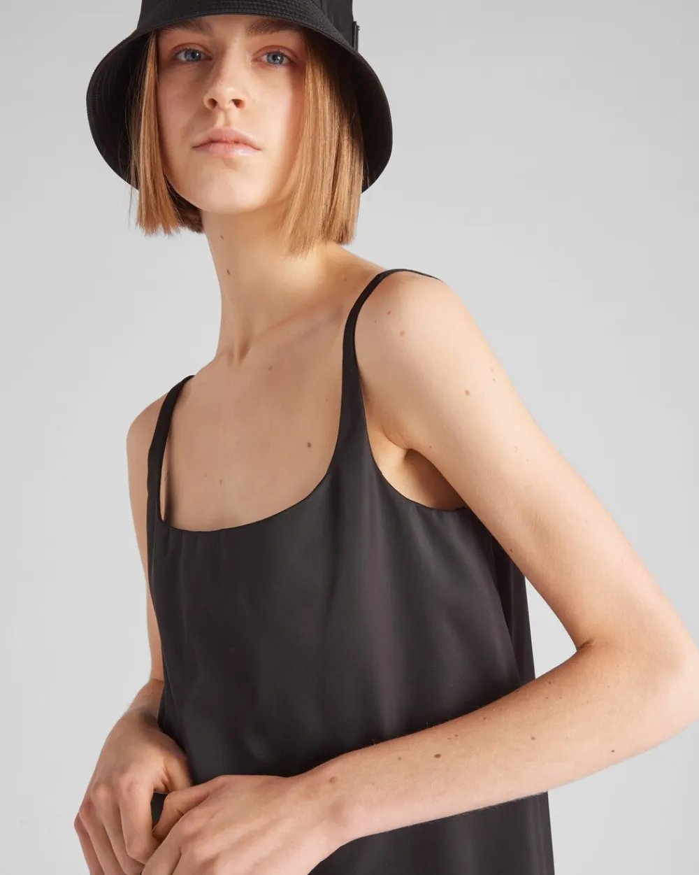 Mujer Prada COLECCIÓN FEMENINA|VESTIDOS^Vestido Sin Mangas De Re-nylon Con Pouch
