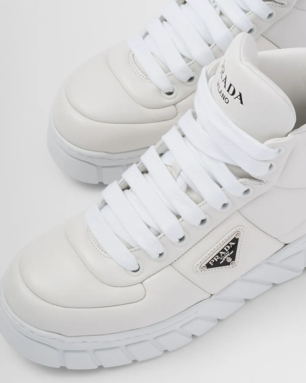 Hombre Prada ZAPATILLAS DEPORTIVAS^Zapatillas De Napa Acolchadas De Caña Alta