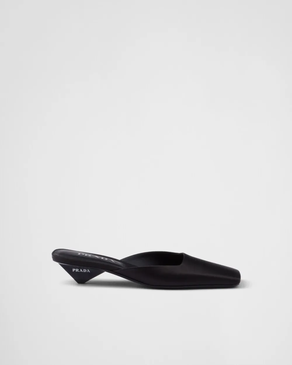 Mujer Prada PANTUFLAS Y CHINELAS^Zapatos Tipo Mules De Satén