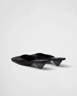 Mujer Prada PANTUFLAS Y CHINELAS^Zapatos Tipo Mules De Satén