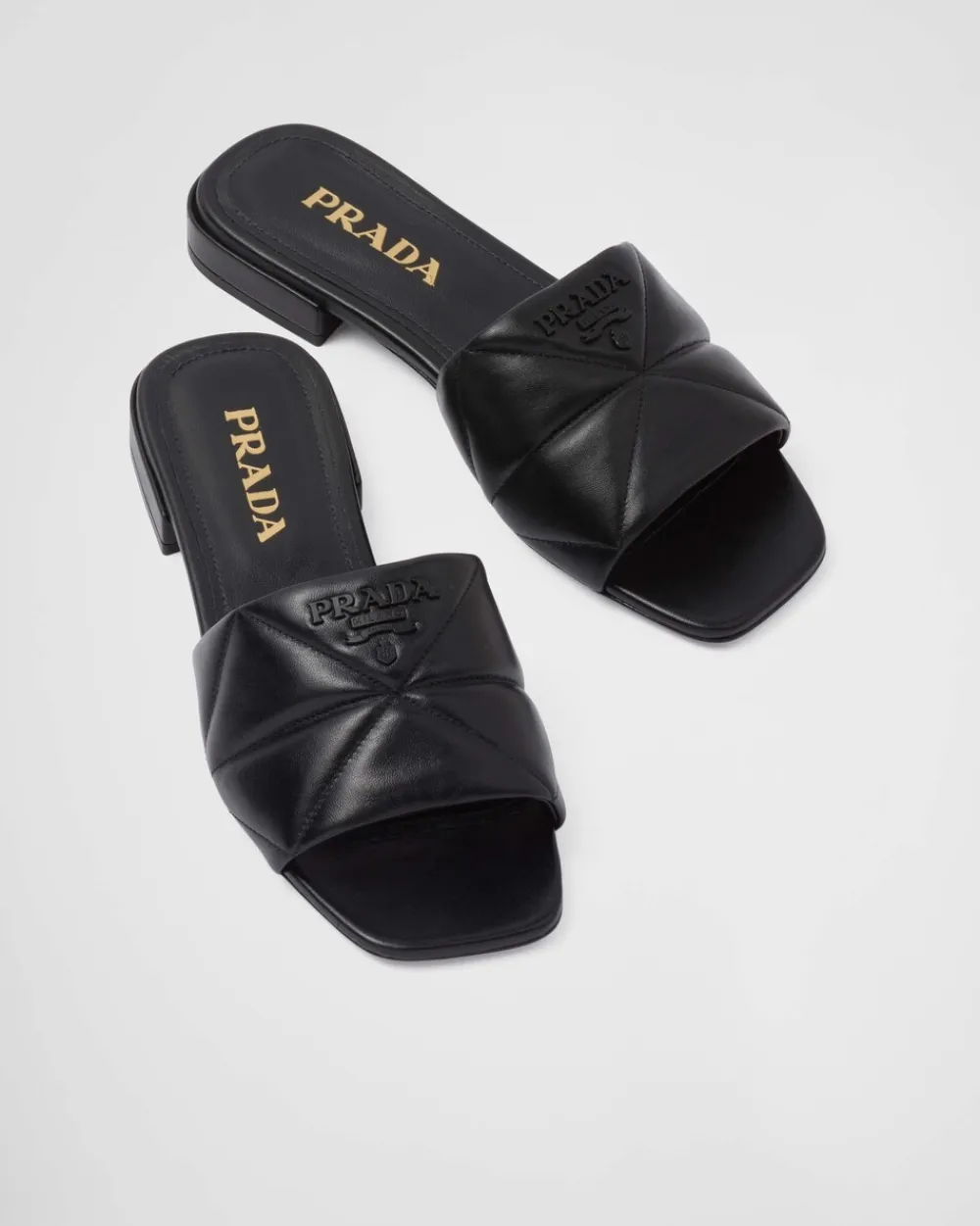 Mujer Prada PANTUFLAS Y CHINELAS^Zuecos En Napa Acolchada