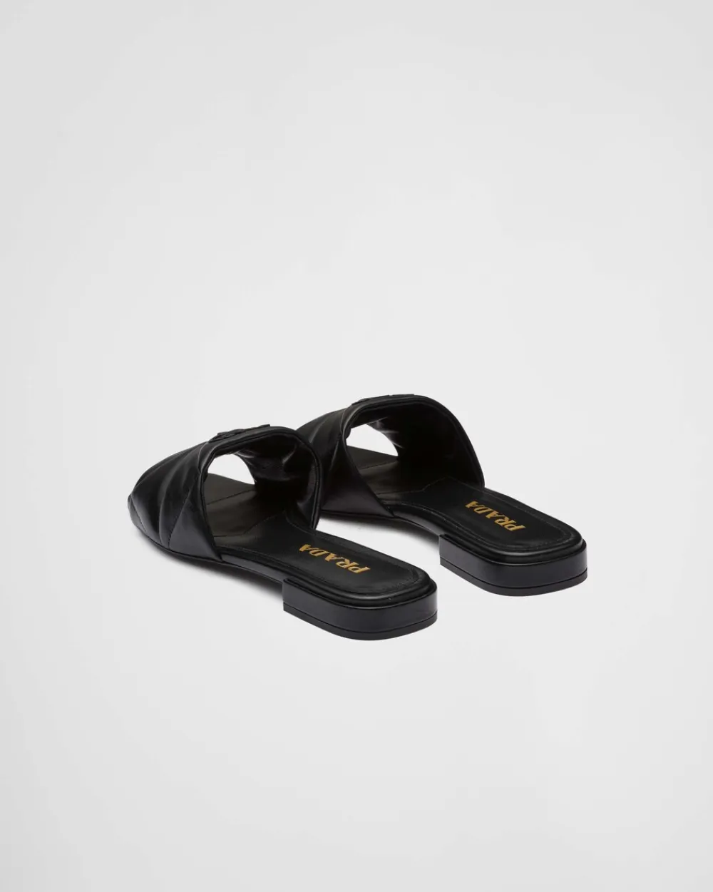 Mujer Prada PANTUFLAS Y CHINELAS^Zuecos En Napa Acolchada